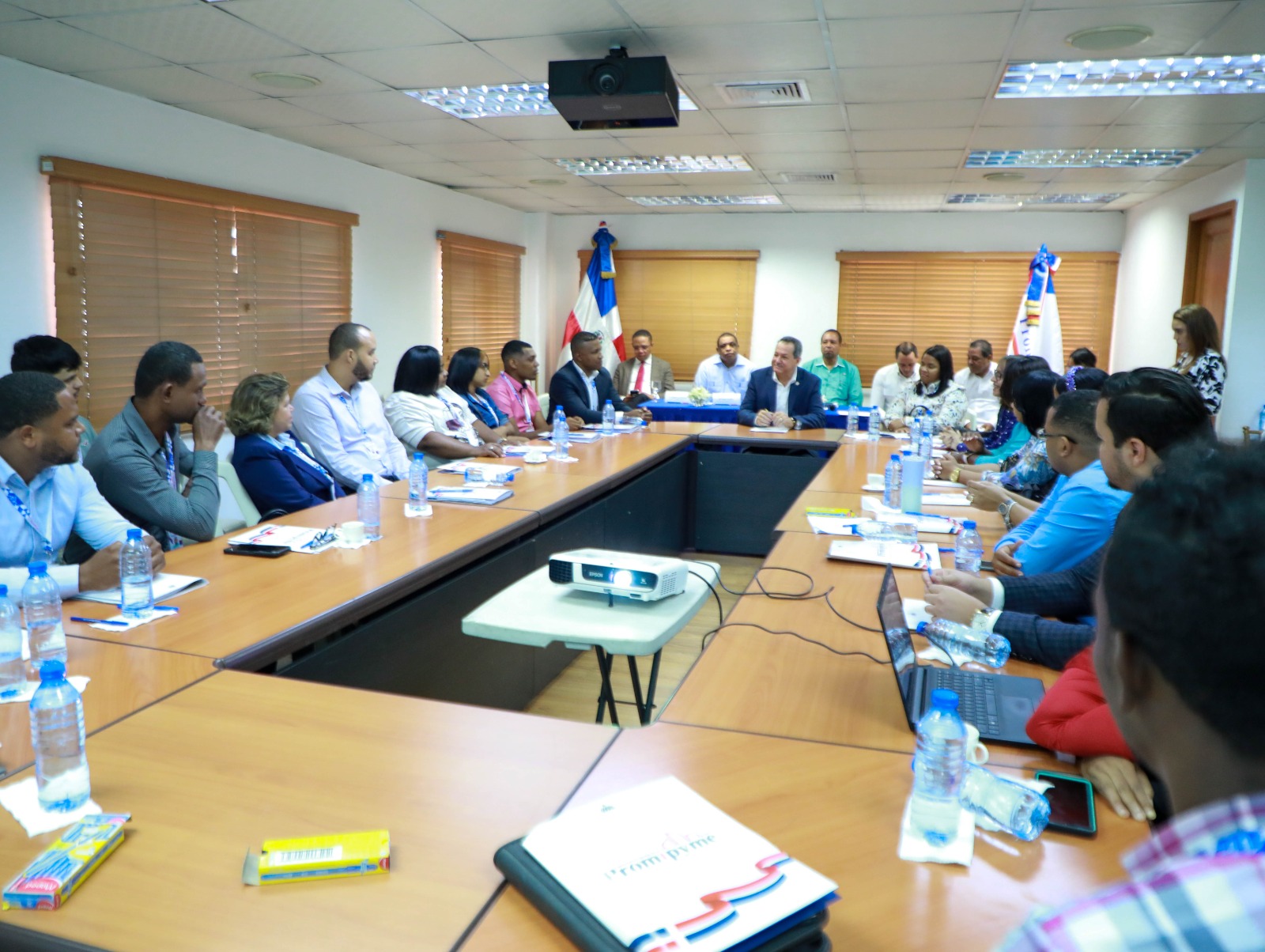 Promipyme imparte la Inducción a nuevos colaboradores